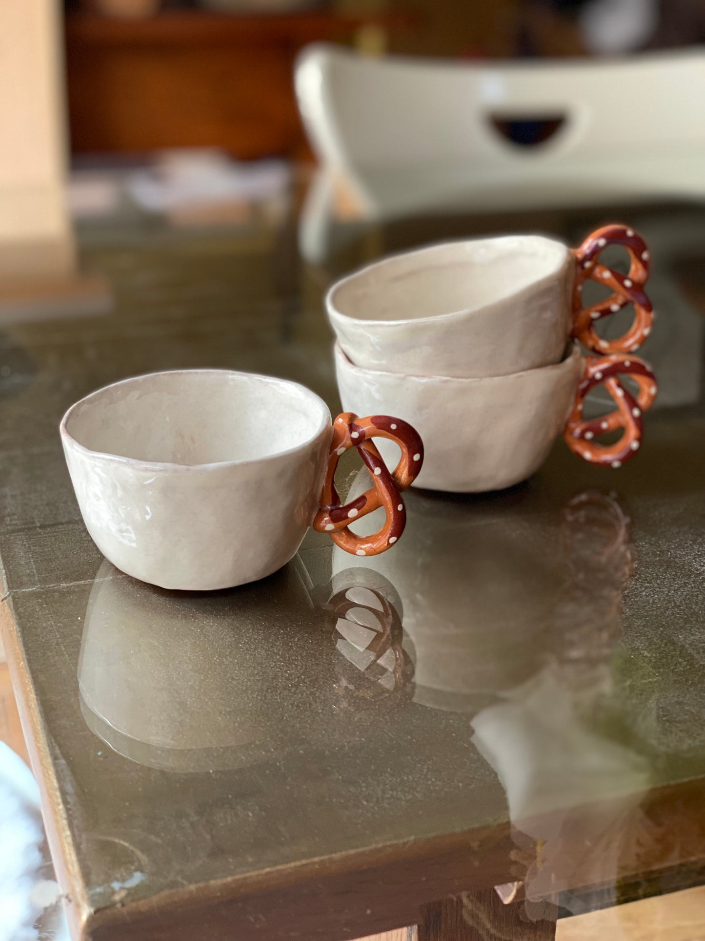 Tasse à café avec anse bretzel 🥨