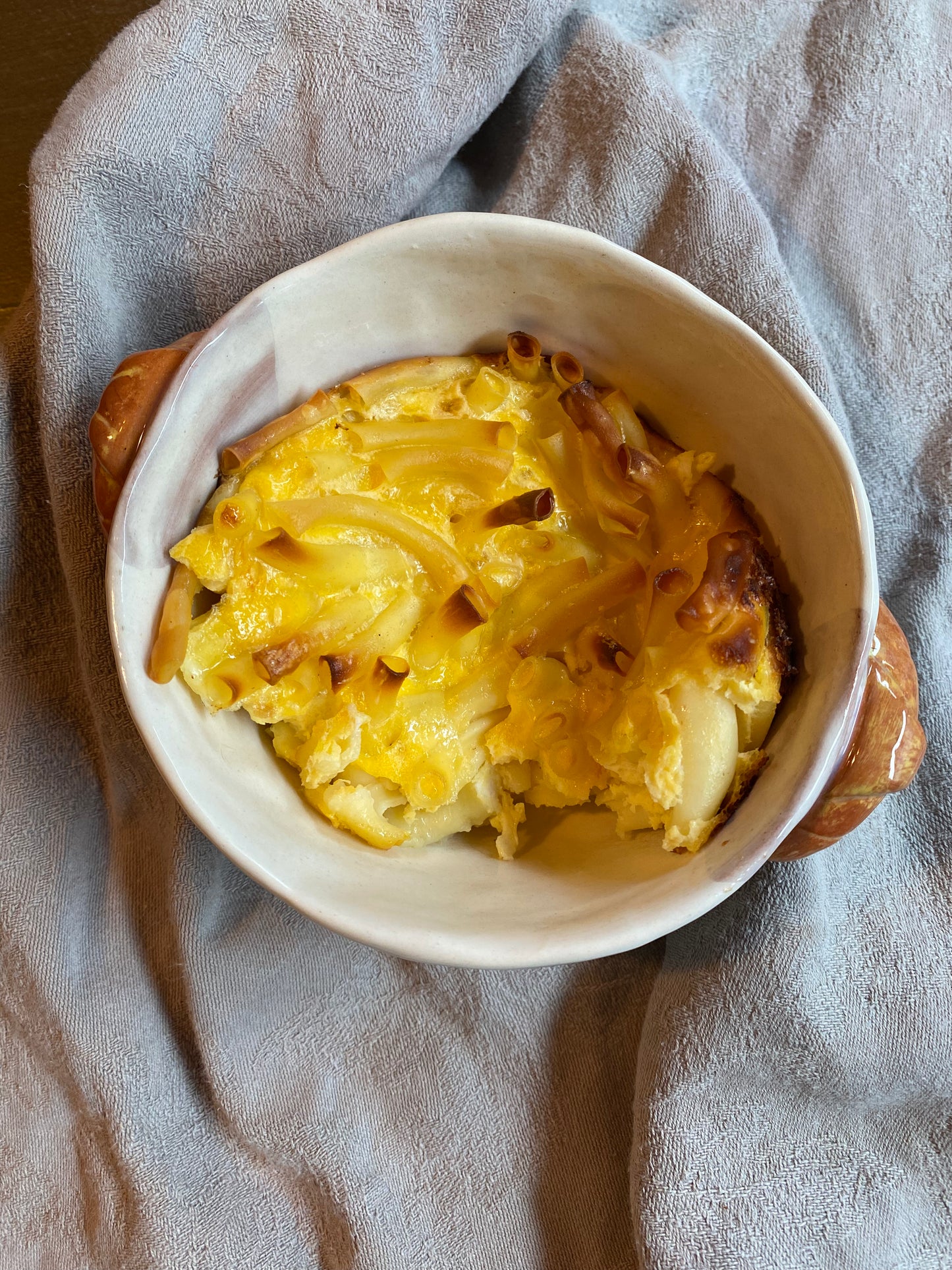 Bol petit-déjeuner avec anse croissant 🥐 en céramique faite main