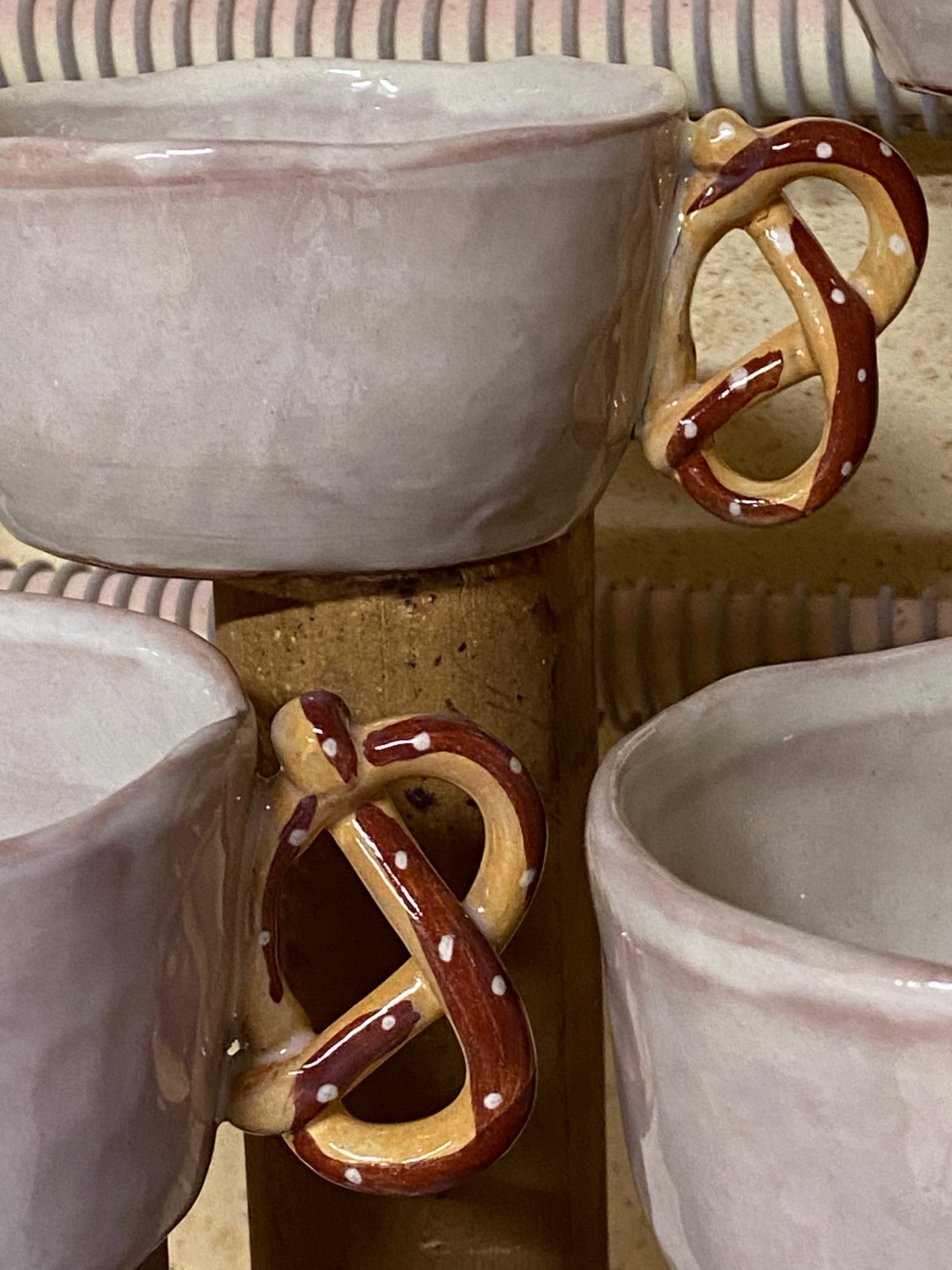 Tasse à café avec anse bretzel 🥨