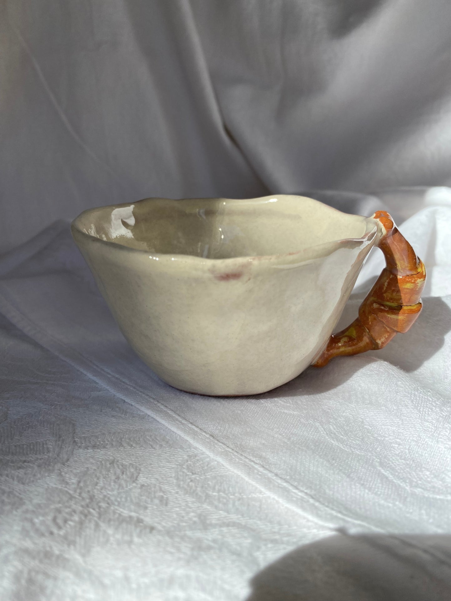 Tasse avec soucoupe à croissant