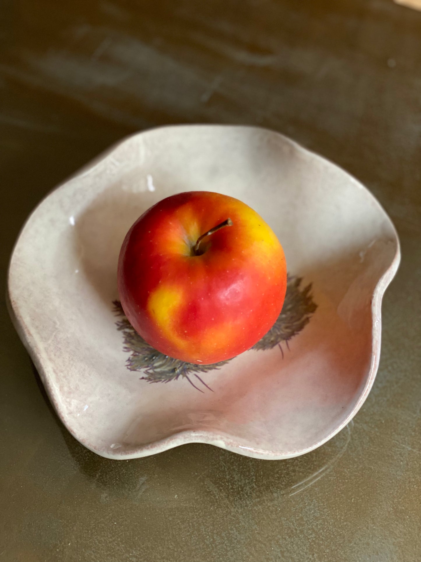 Petite coupelle courbée