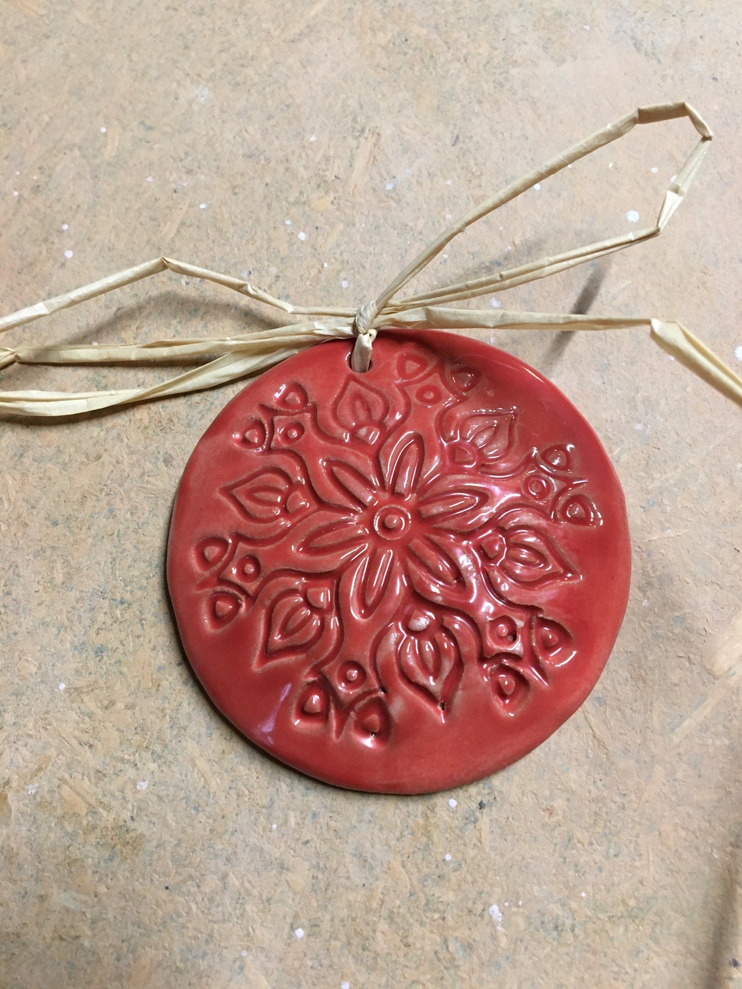 Médaillon de Noël rouge ou blanc
